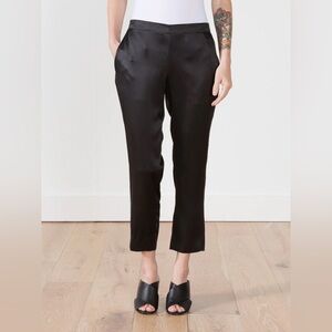 6397 Black 100% Silk Pull-On Crop Straight Leg Pants Size Small